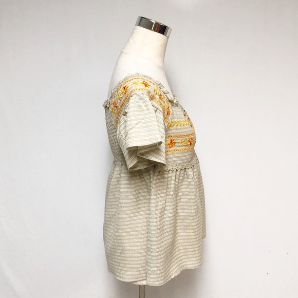 Altar’d State Boho Hippie Off the Shoulder Embroidered Top - Picture 5 of 8